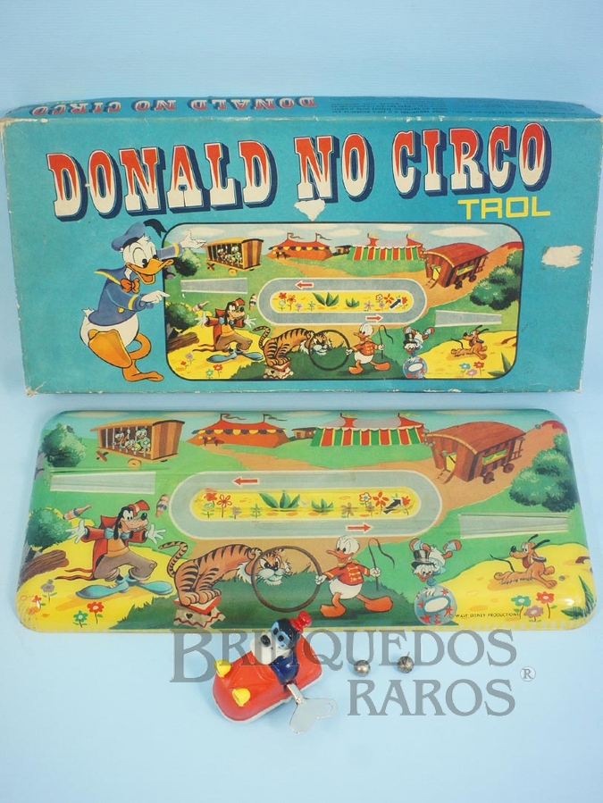 Brinquedo antigo Pista Donald no Circo Trol com Carro do Pateta movido à corda e duas esferas de aço 32,00 x 15,00 cm Década de 1970