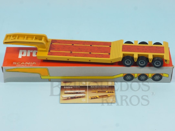 Brinquedo antigo Prancha Carrega Tudo amarela Perfeito estado completa com Folheto Catálogo Década de 1980