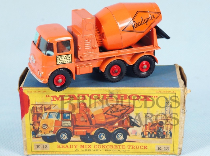 Brinquedo antigo Caminhão Betoneira Ready Mix Concrete Truck Série King Size Década de 1960