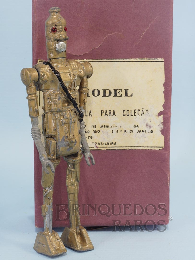 Brinquedo antigo Robot IG-88 com mãos mecânicas Primeira Série Corpo dividido em duas metades Série Aventura na Galáxia Guerra nas Estrelas Star Wars Ano 1983