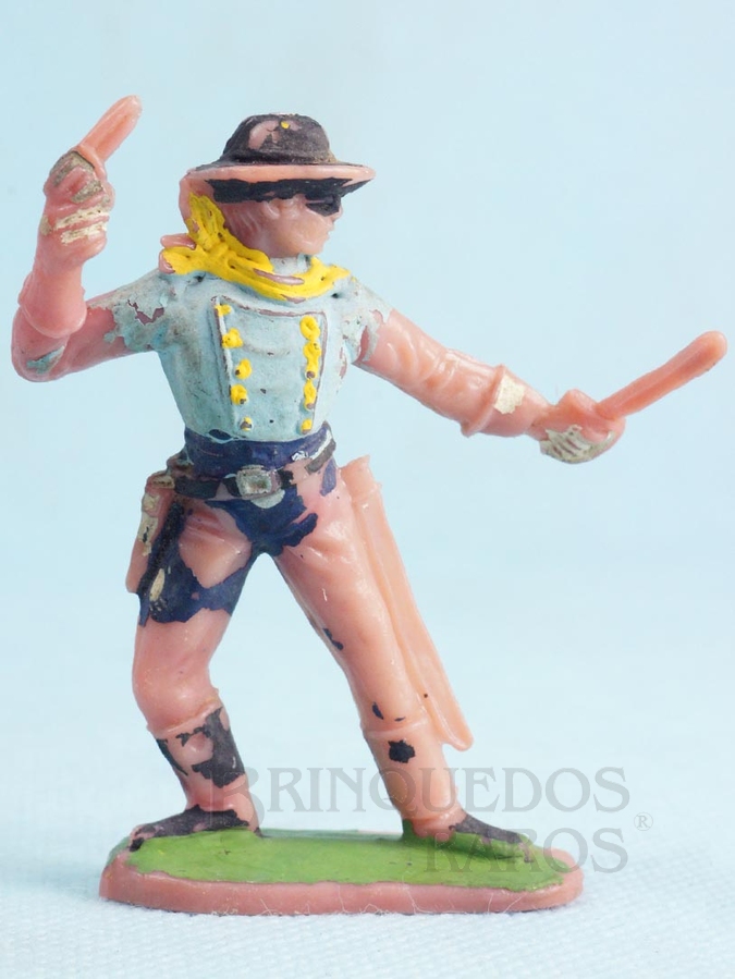 Brinquedo antigo Soldado da Sétima Cavalaria de pé com sabre e revolver