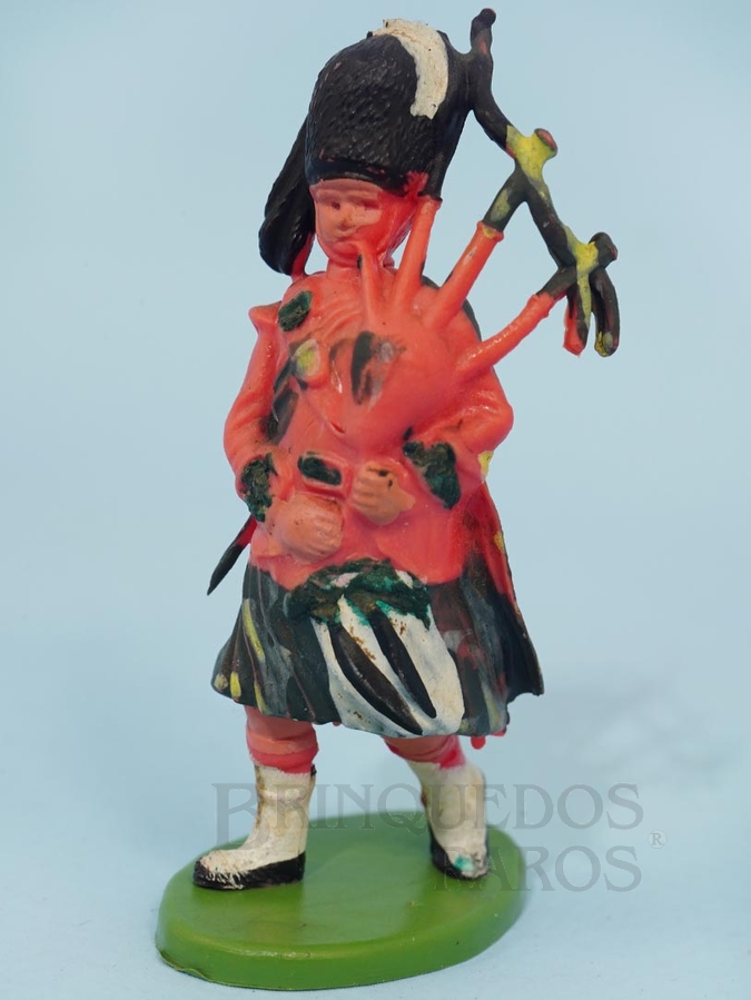 Brinquedo antigo Soldado Escocês marchando com gaita de fole