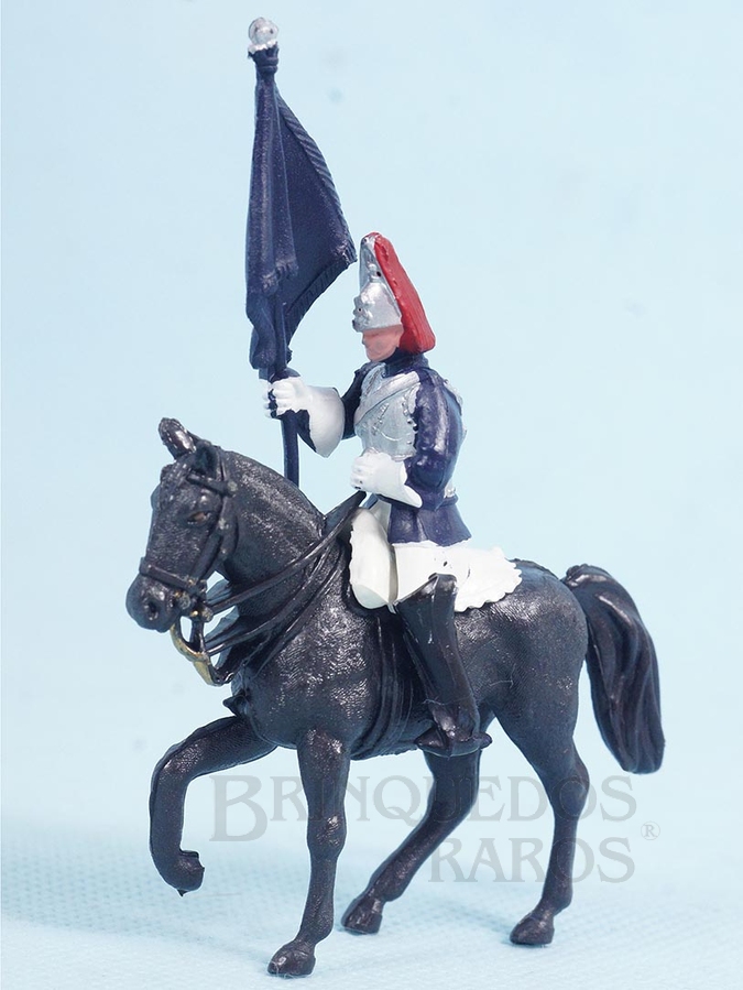 Brinquedo antigo Soldado Lifeguard a cavalo com Estandarte Década de 1970