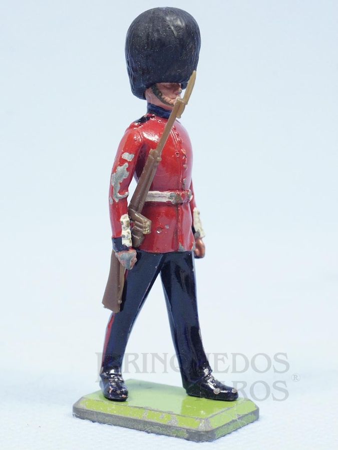 Brinquedo antigo Soldado Scots Guard Série Deetail Década de 1970