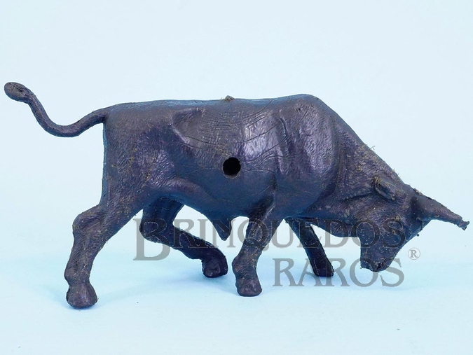 Brinquedo antigo Touro Série Fazenda Ponderossa Casablanca com furo lateral Para Carro de Boi Década de 1960 