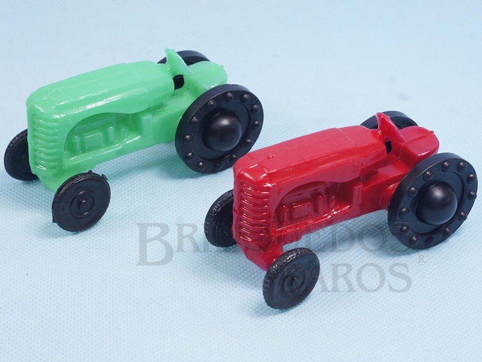 Brinquedo antigo Trator Massey-Harris 44 com 10,00 cm de comprimento Década de 1970 Preço por unidade