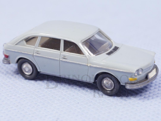 Brinquedo antigo Volkswagen 411 Década de 1980