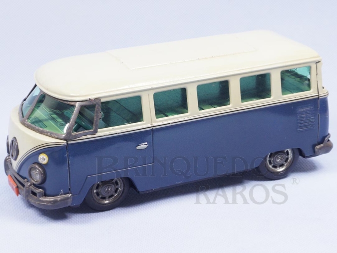 Brinquedo antigo Volkswagen Kombi com 25,00 cm de comprimento Versão Passeio Década de 1960